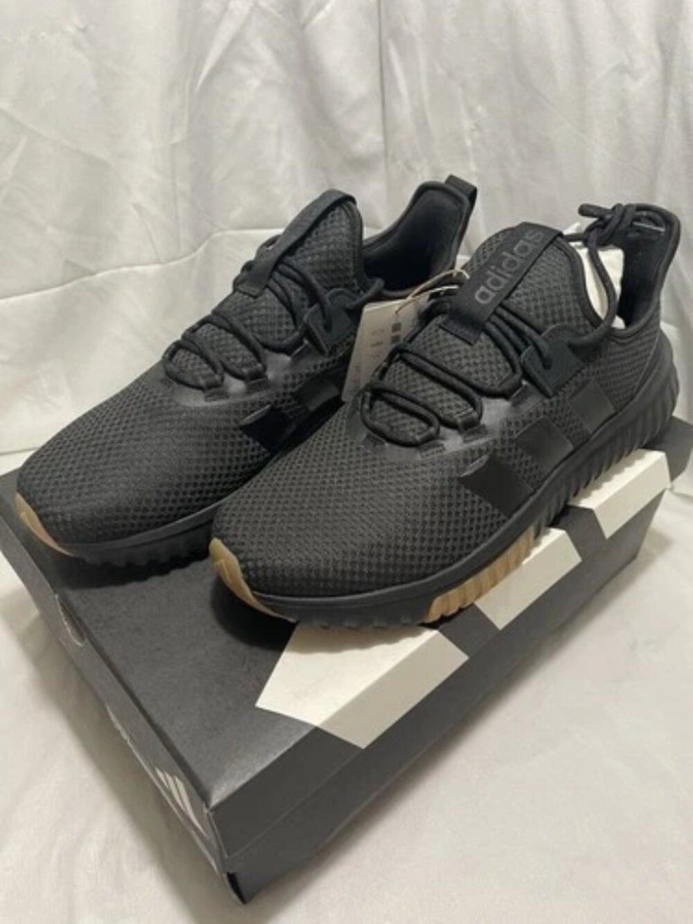 Adidas Kaptir 4.0 Triple Black Cloudfoam Sneakers Mens Size 9.5 NIB JR8530